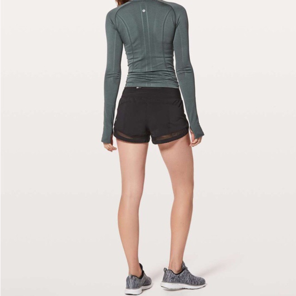 Lululemon Time To Sweat Short 3" Black 2 - Picture 7 of 9